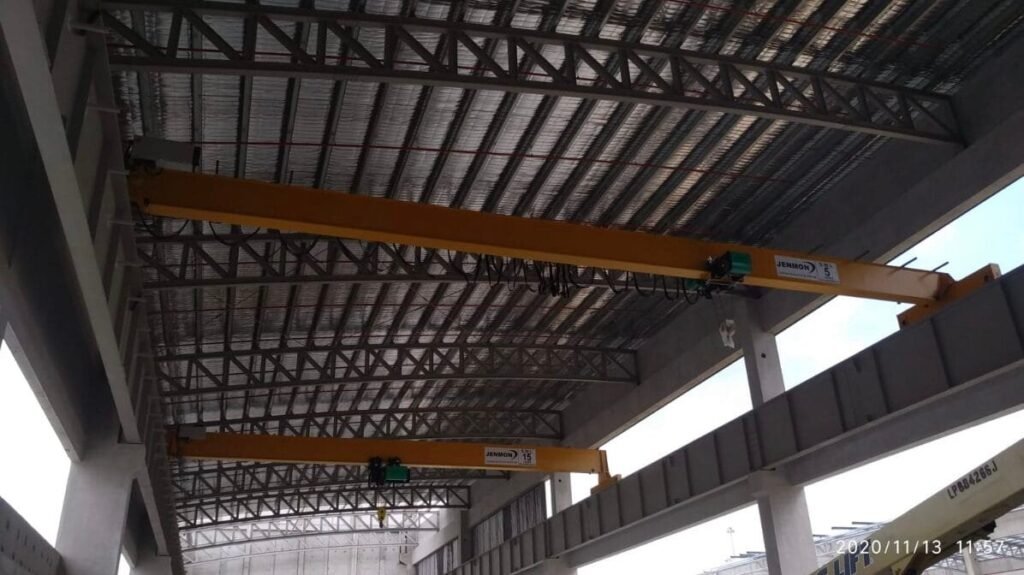 Jenmon wire rope hoist used for lifting