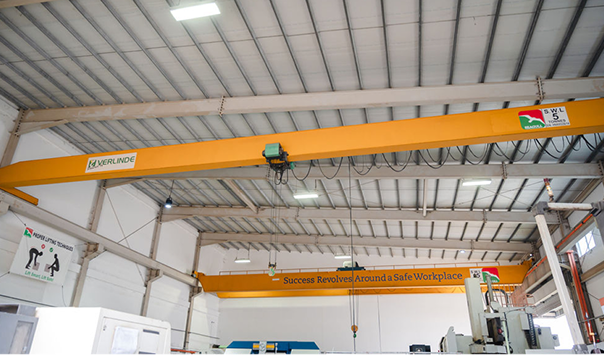 Jenmon fixed gantry crane deployed for SMRT sleeper replacement works